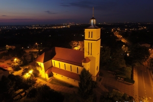 Kościoły nocą